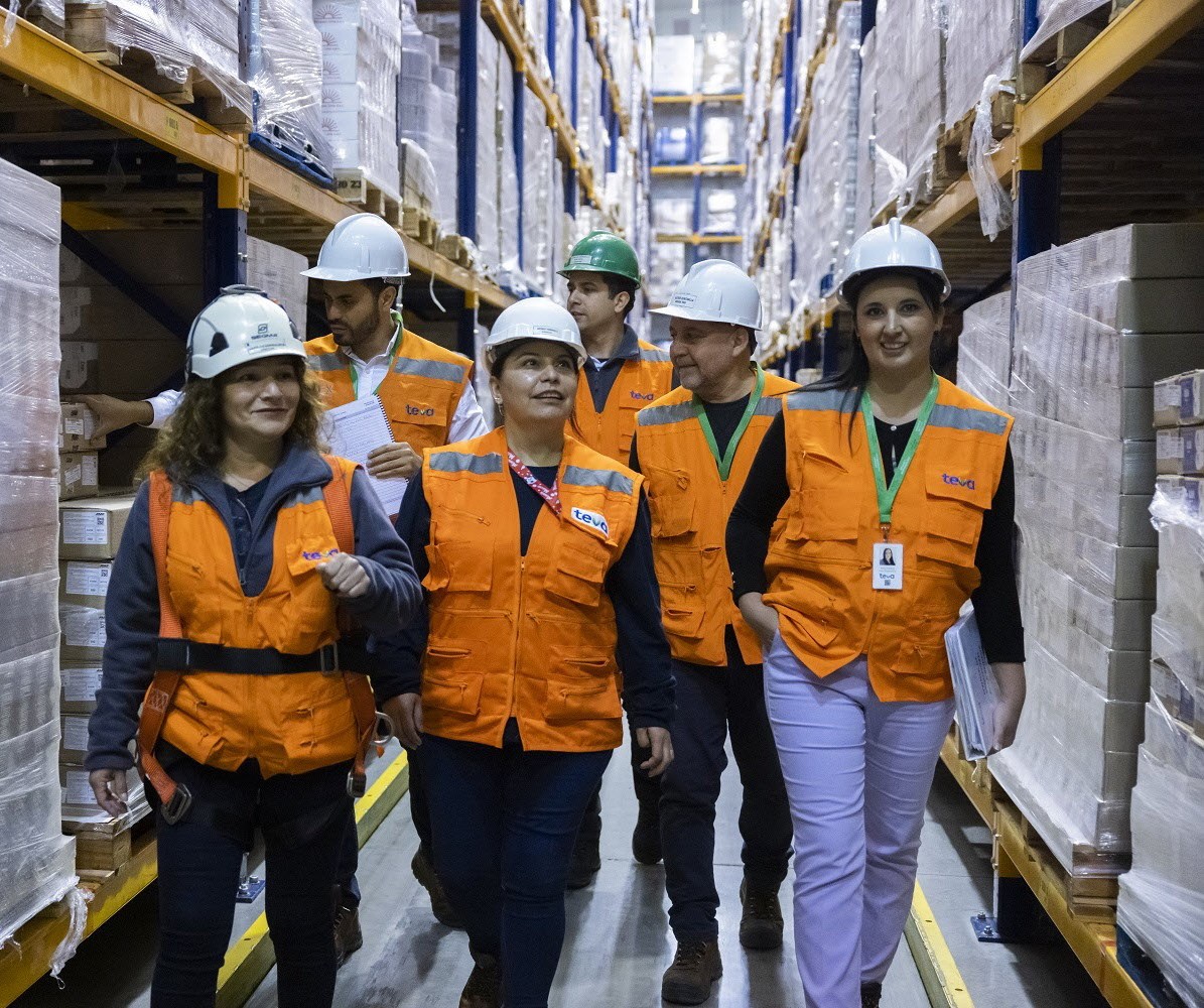 Women and Men employees from Teva Global Operations 